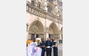 L'Equipe Lisses fait preuve de solidarité pour Notre Dame de Paris
